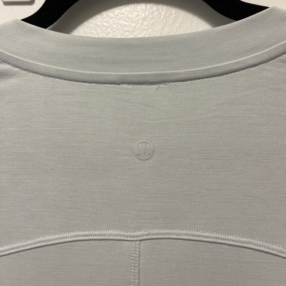 Size 8 | NWT Lululemon Side Cinch Long Sleeve Crew | Ocean Air - Picture 9 of 11